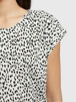 Khujo Damen T-Shirt - TALAJA2 GEPARD AOP -Khujo Verkäufe Damen T Shirt TALAJA2 GEPARD AOP pdstandard 624974 0001 modeldetail 1